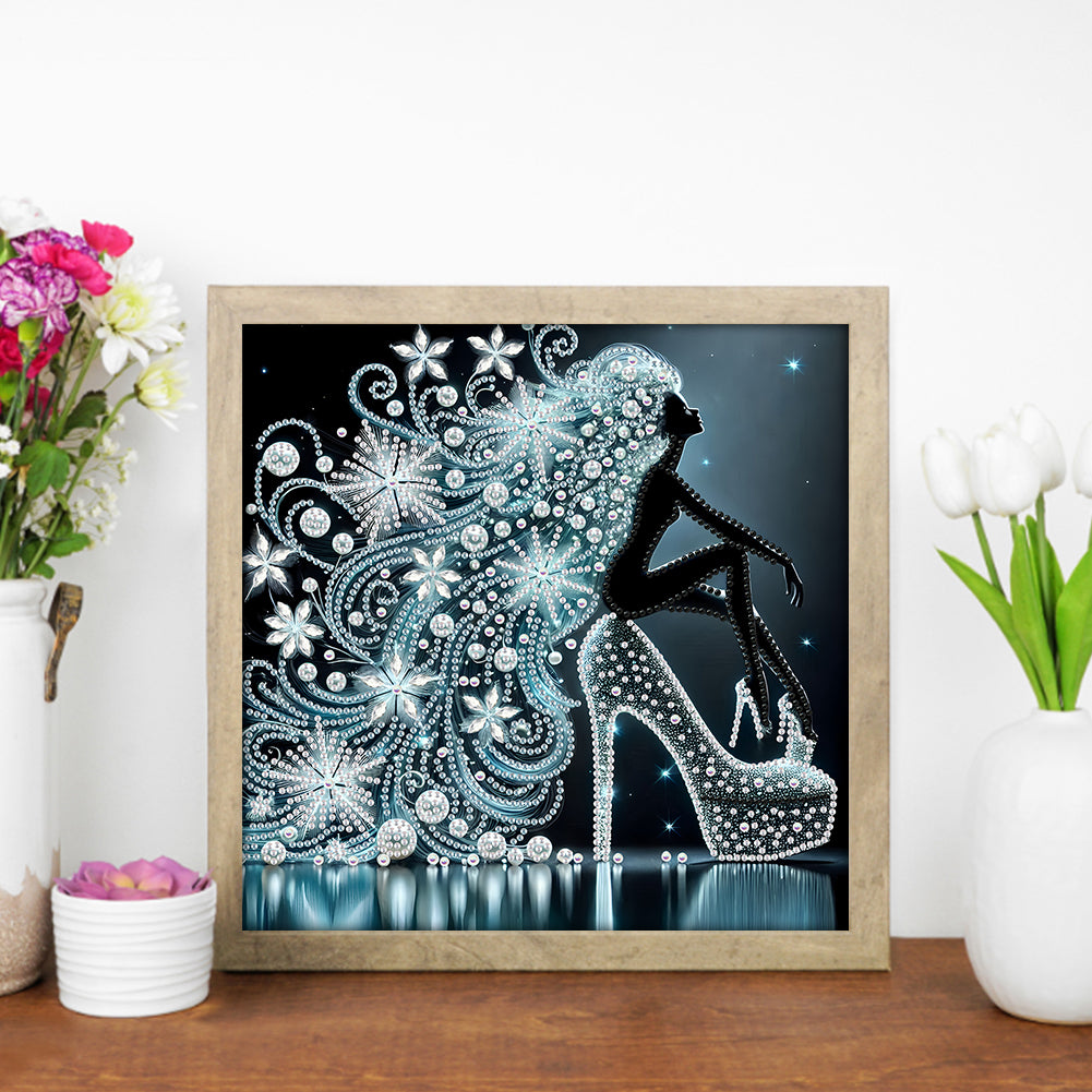 Elegant Lady - Special Shaped Drill Diamond Painting 30*30CM