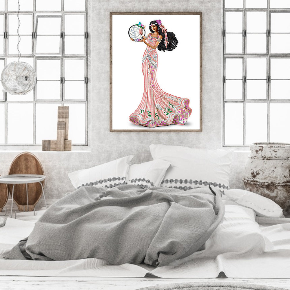 Elegant Lady - Special Shaped Drill Diamond Painting 30*40CM