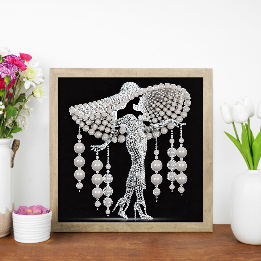Elegant Lady - Special Shaped Drill Diamond Painting 30*30CM