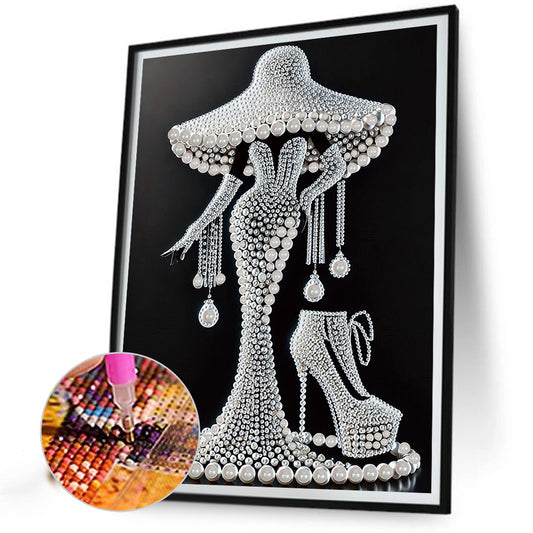 Elegant Lady - Special Shaped Drill Diamond Painting 30*40CM