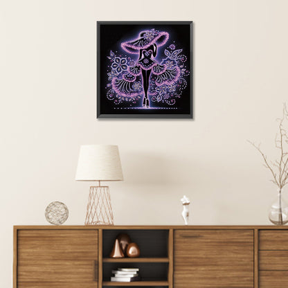 Elegant Lady - Special Shaped Drill Diamond Painting 30*30CM