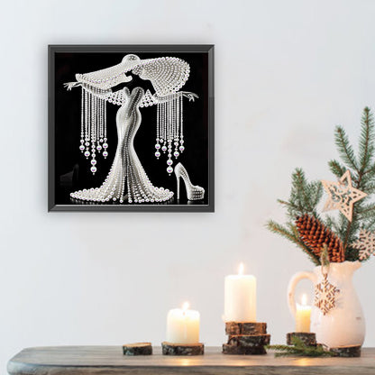 Elegant Lady - Special Shaped Drill Diamond Painting 30*30CM