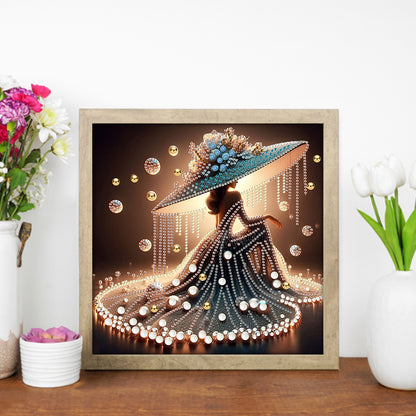 Elegant Lady In Top Hat - Special Shaped Drill Diamond Painting 30*30CM