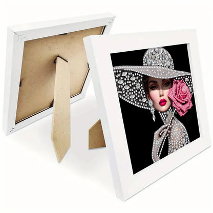 Elegant Woman - Special Shaped Drill Diamond Painting 15*15CM