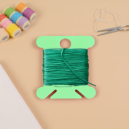 100 PCS Embroidery Floss Bobbins Plastic Embroidery Thread Cards (Frosted Green)