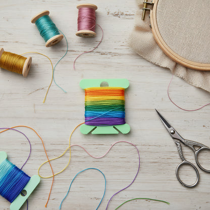 100 PCS Embroidery Floss Bobbins Plastic Embroidery Thread Cards (Frosted Green)