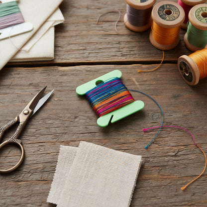 100 PCS Embroidery Floss Bobbins Plastic Embroidery Thread Cards (Frosted Green)