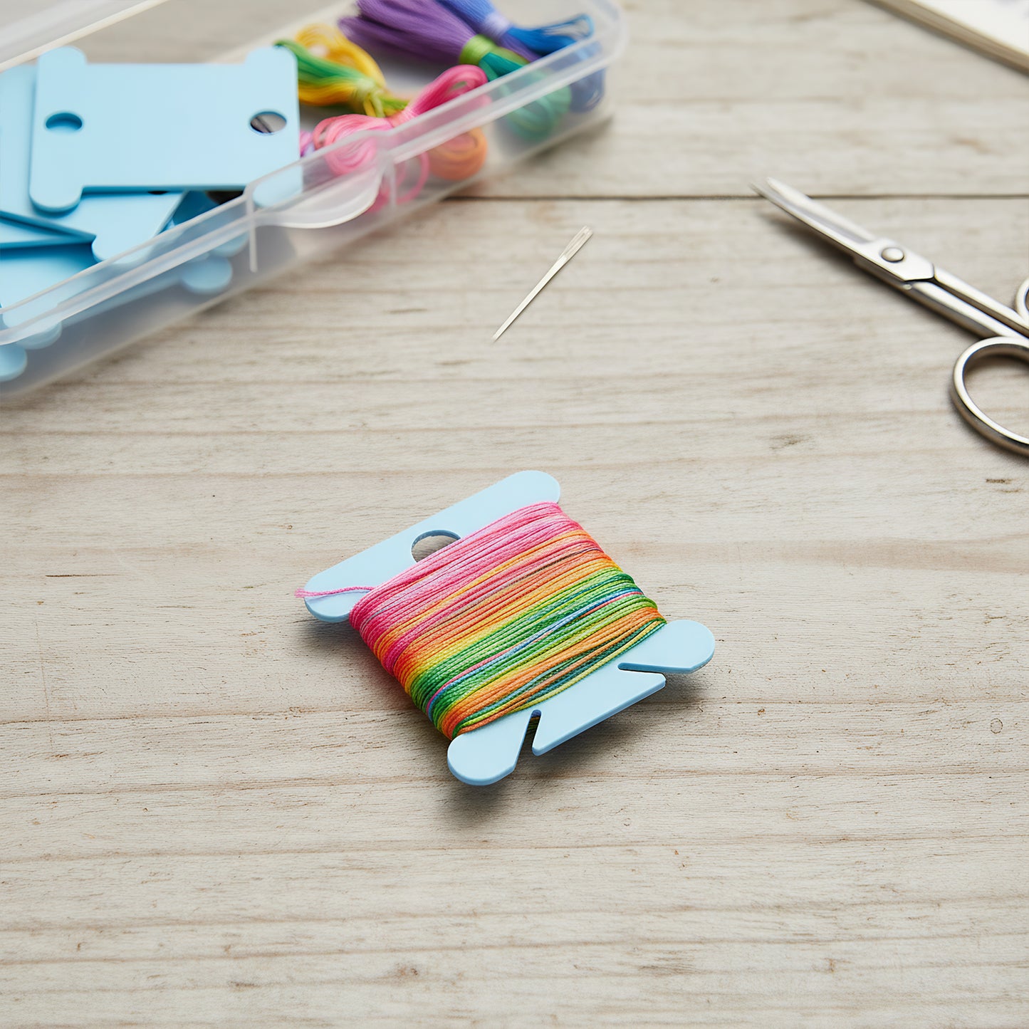 100 PCS Embroidery Floss Bobbins Plastic Embroidery Thread Cards (Frosted Blue)