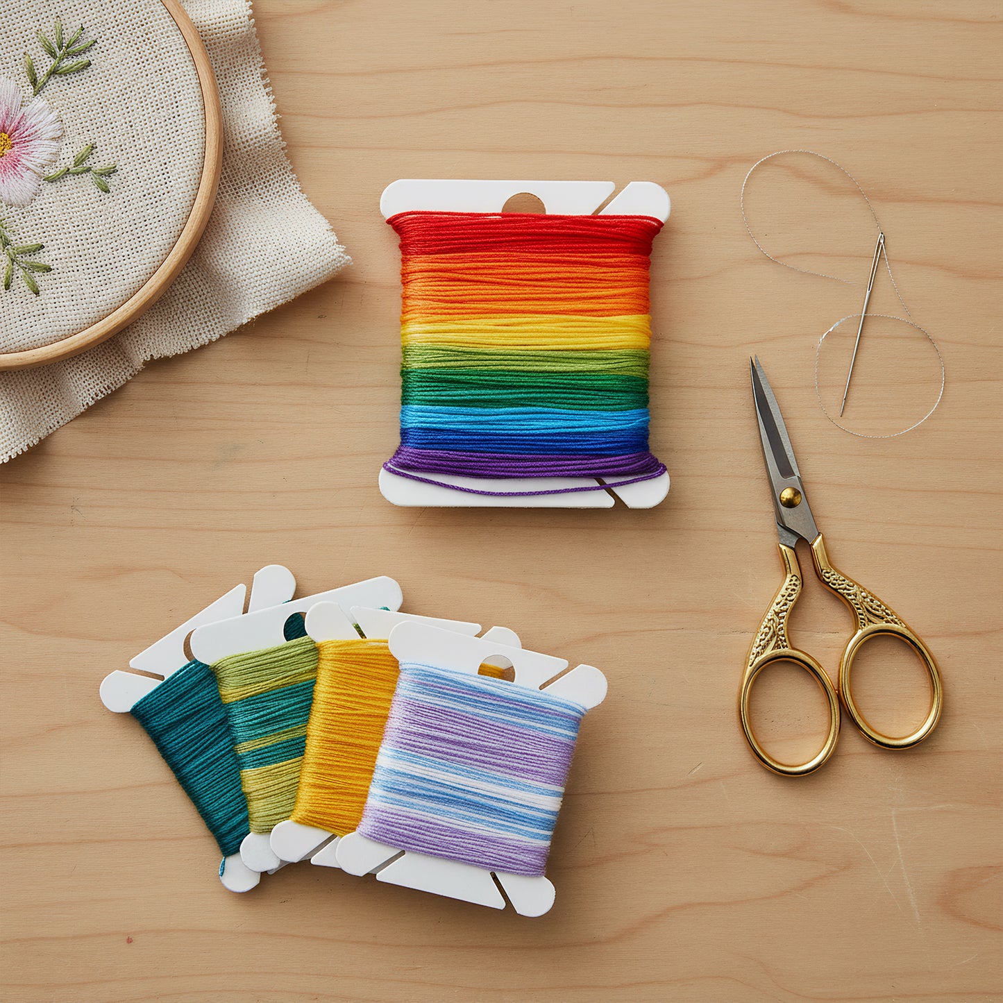 100 PCS Embroidery Floss Bobbins Plastic Embroidery Thread Cards (Milky)