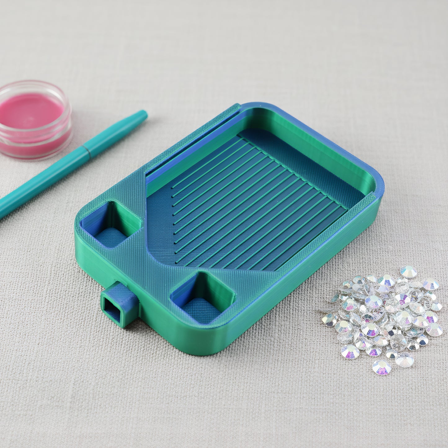 Diamond Painting Storage Container Tray with Stopper Lid for DIY Crafts (Teal)