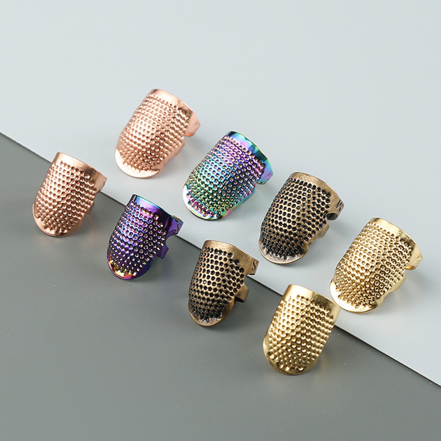 4Pcs Cross-Stitch Tools Retro Adjustable Thimble Hand Sewing Ring (Colored M)