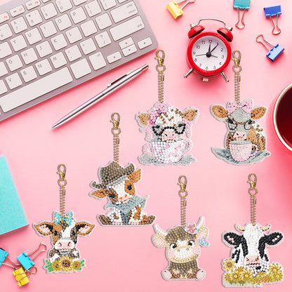6PCS Double Sided Round Diamond Painting Art Keychain Pendant (Each Busy Cow)