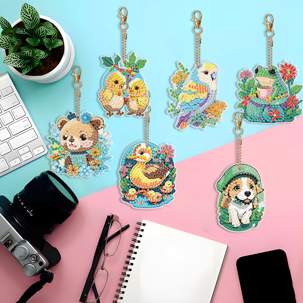 6PCS Double Sided Round Diamond Painting Art Keychain Pendant(Nature and Animal)