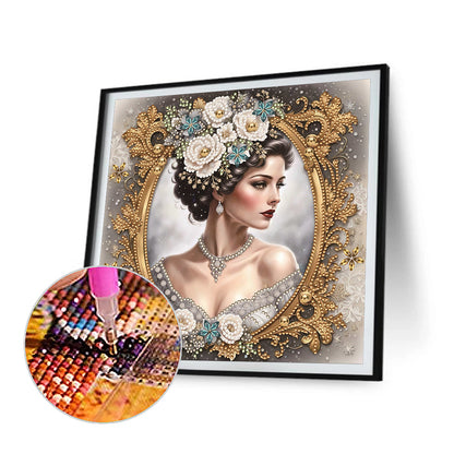 Noble Lady - Special Shaped Drill Diamond Painting 30*30CM