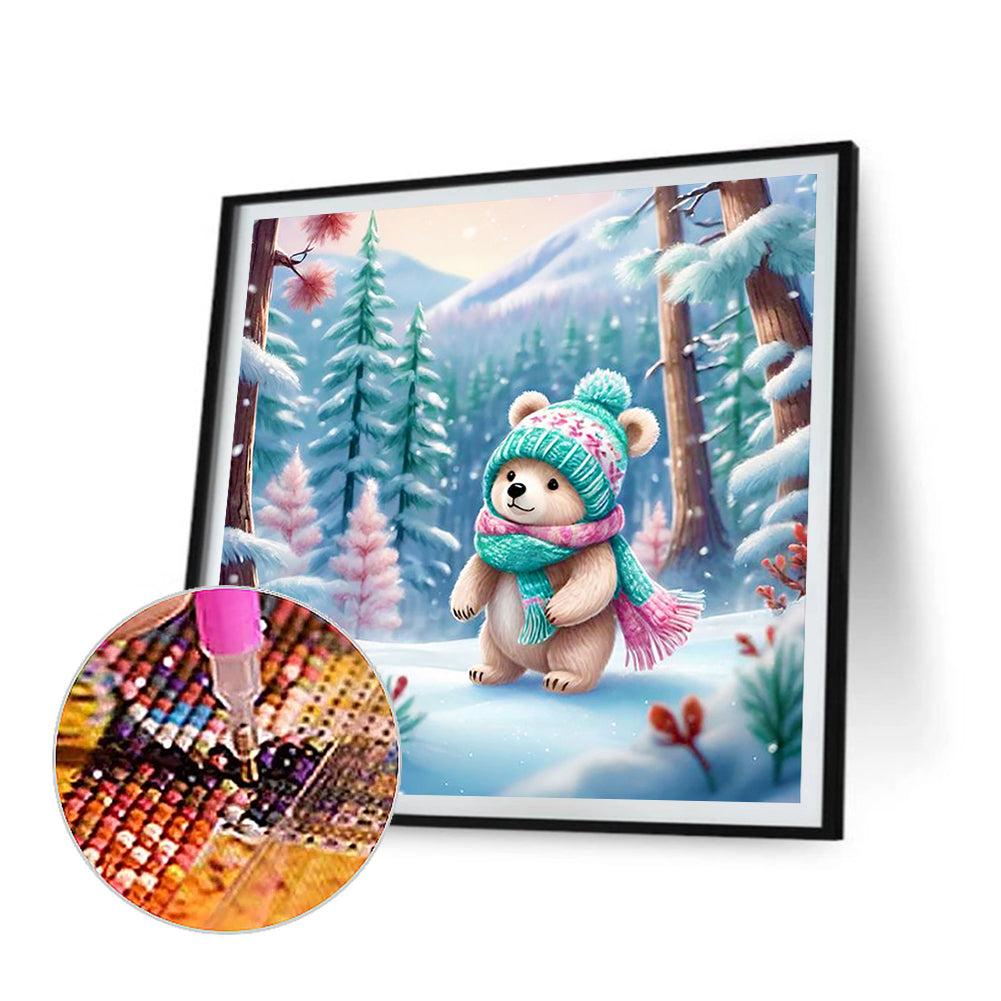 Little Bear In The Snow In The Forest - Full Round Drill Diamond Painting 30*30CM