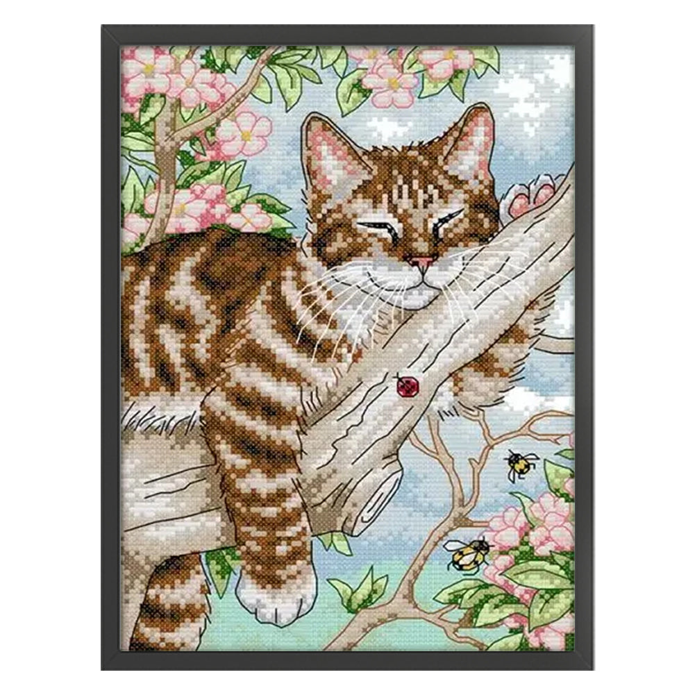 Lazy Cat In Tree - 14CT Stamped Cross Stitch 22*31CM(Joy Sunday)