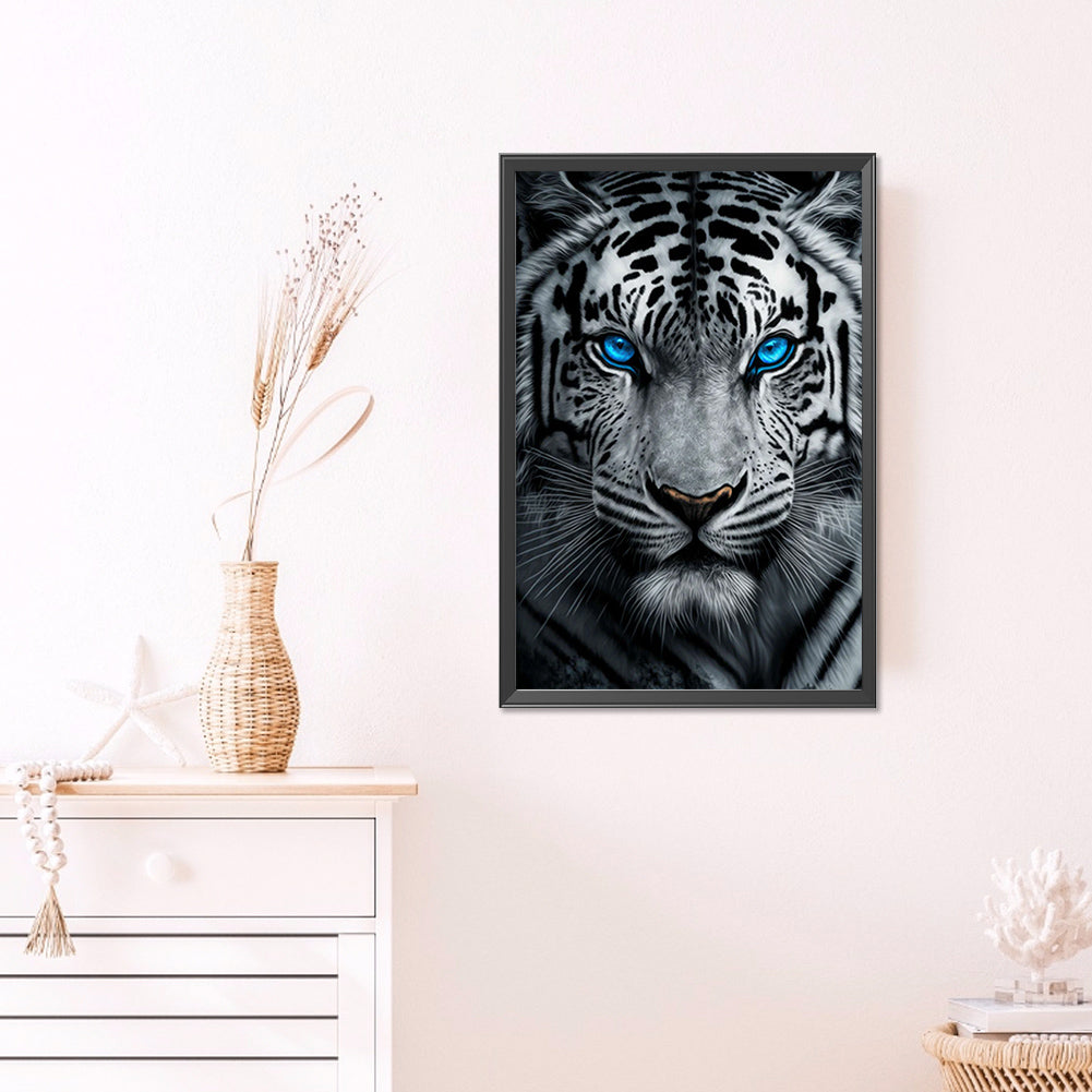 White Tiger With Blue Eyes - Full AB Round Drill Diamond Painting 40*60CM