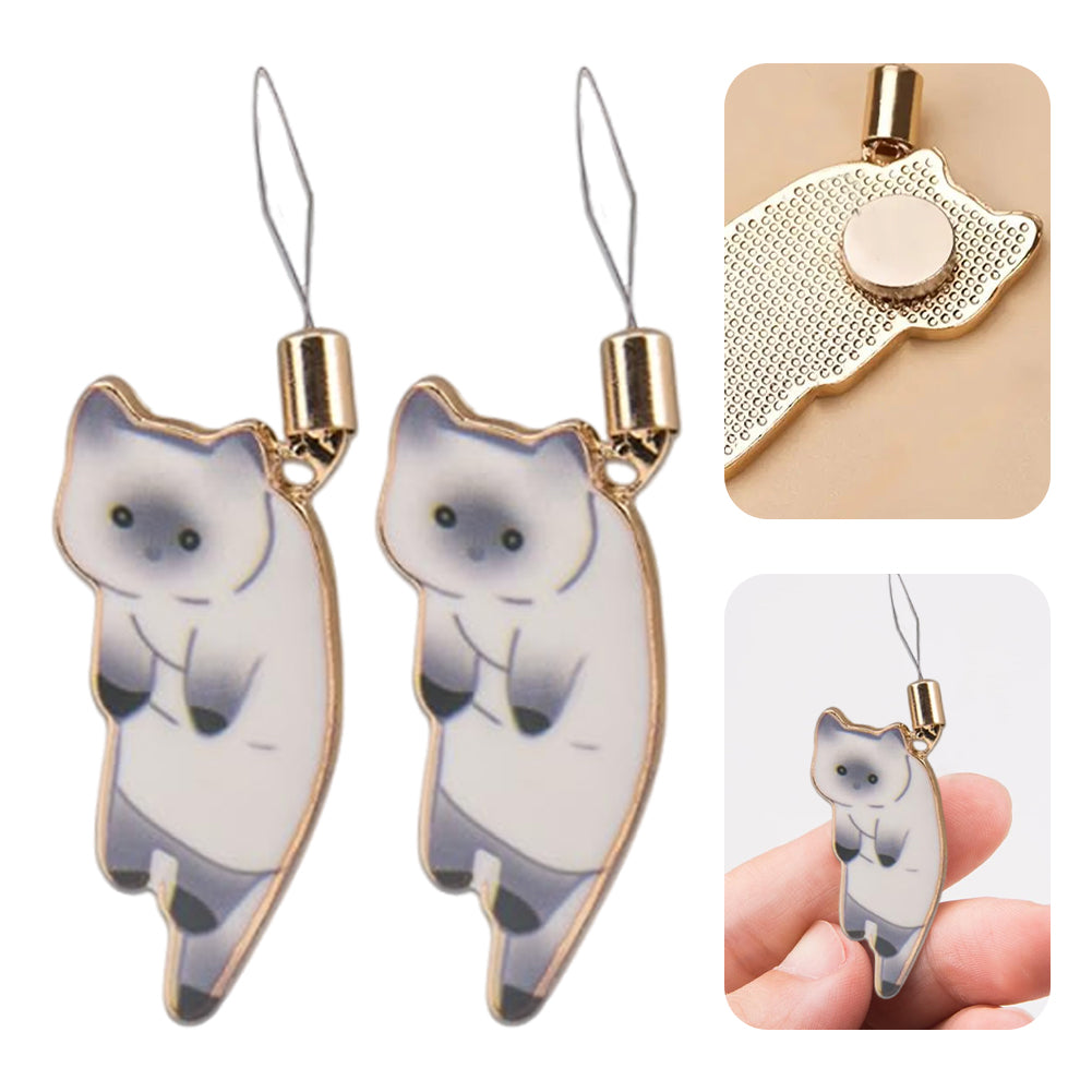 Cute Cat Magnetic Needle Holder Threader Household Magnetic Pin Holder (White)