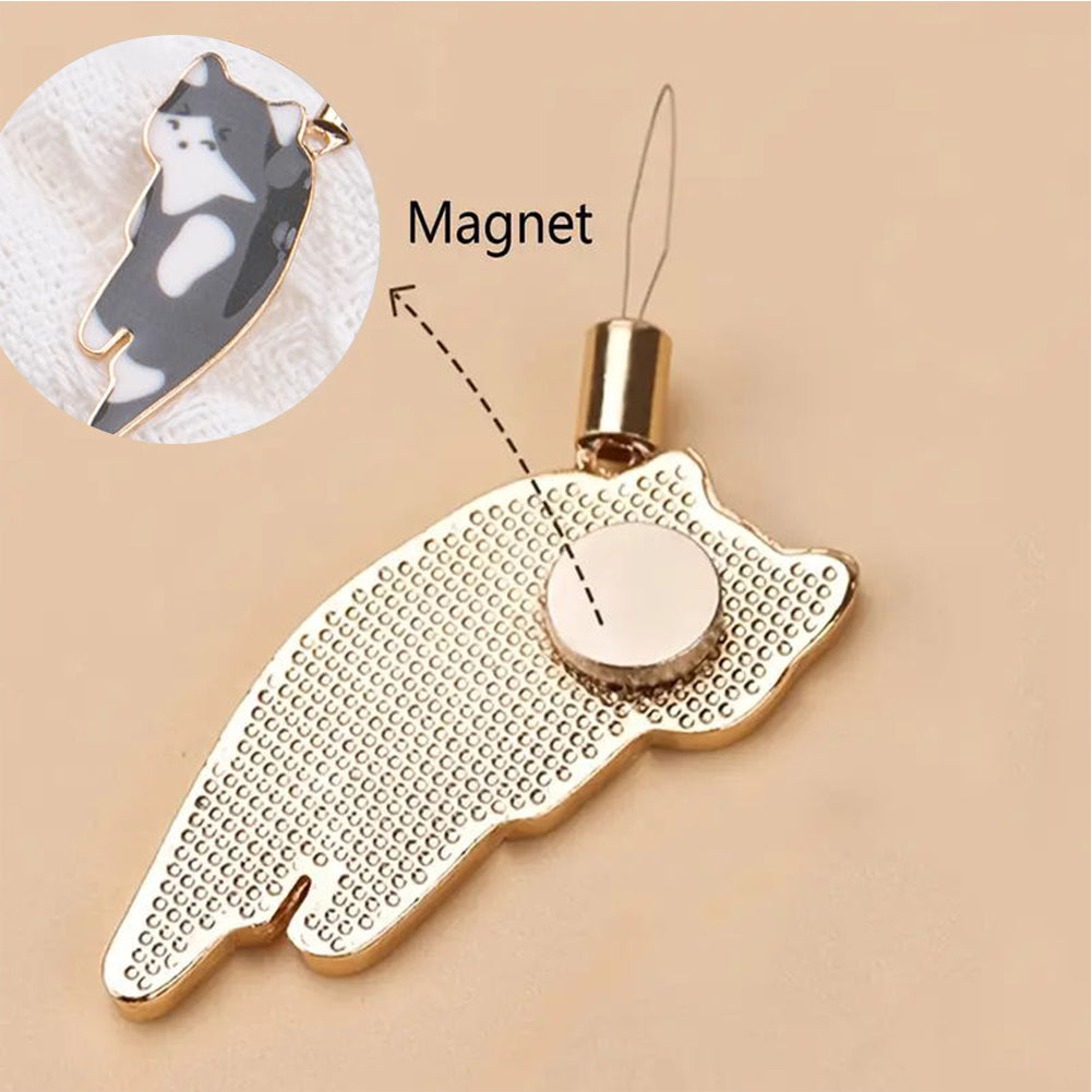 Cute Cat Magnetic Needle Holder Threader Household Magnetic Pin Holder (Grey)