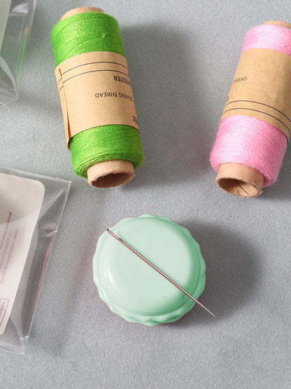Macaron Magnetic Needle Holder Household DIY Sewing Simple Pin Holder (Green)