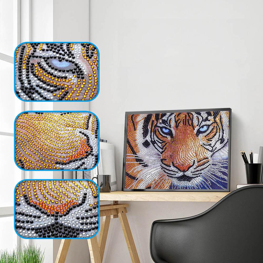 Tiger - Special Shaped Drill Diamond Painting 25*30CM