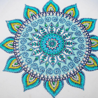 Datura - Special Shaped Drill Diamond Painting 30*30CM