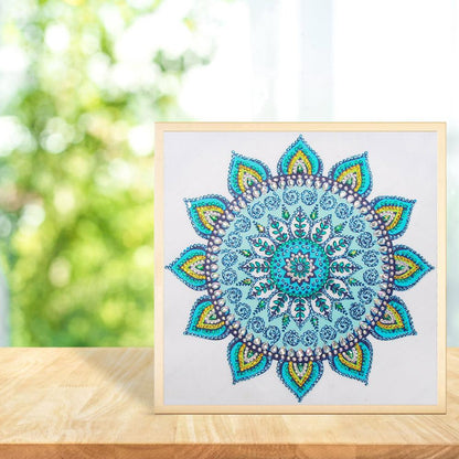 Datura - Special Shaped Drill Diamond Painting 30*30CM