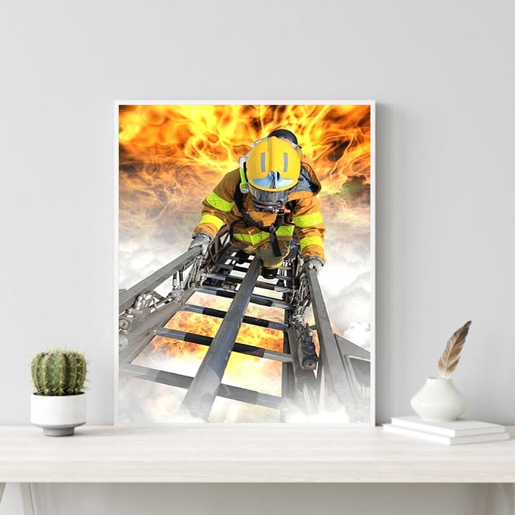 Fire Fighter - Full Round Drill Diamond Painting 30*40CM