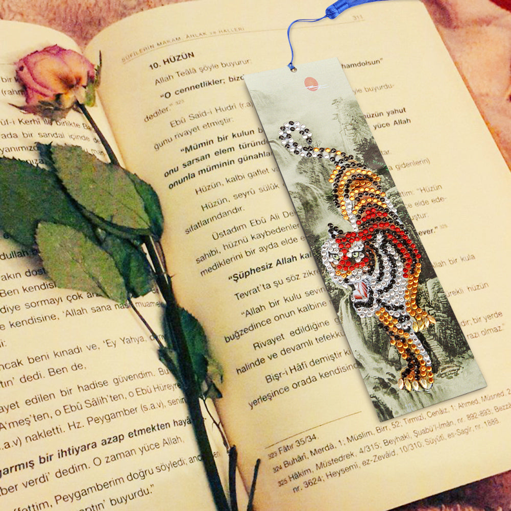 DIY Tiger Special Shape Diamond Painting Creative Leather Tassel Book Marks