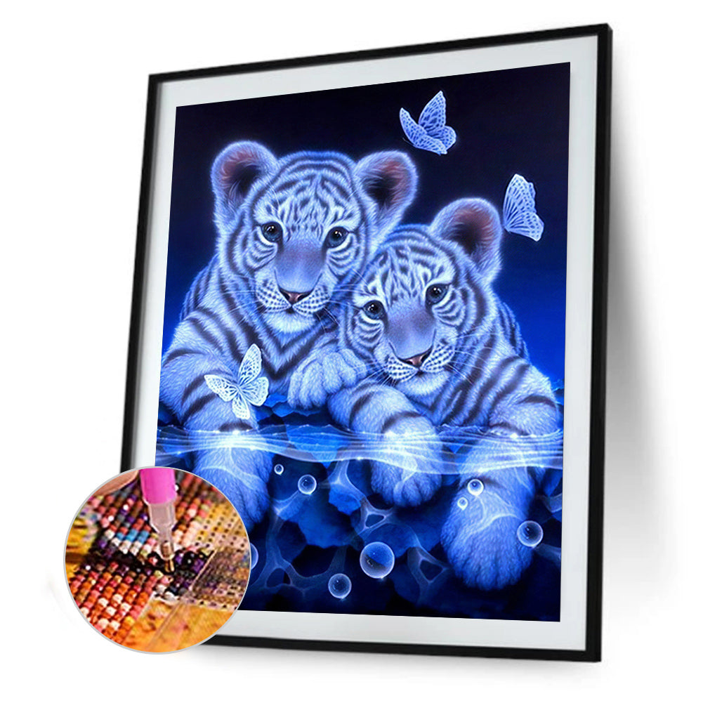 Snuggling Tiger - Full Round Drill Diamond Painting 30*40CM