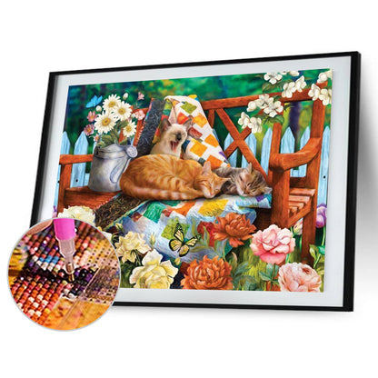 Cat Resting In Garden - Full Round Drill Diamond Painting 40*30CM