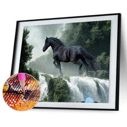 Horse Walking On Waterfall - Full Round Drill Diamond Painting 50*40CM