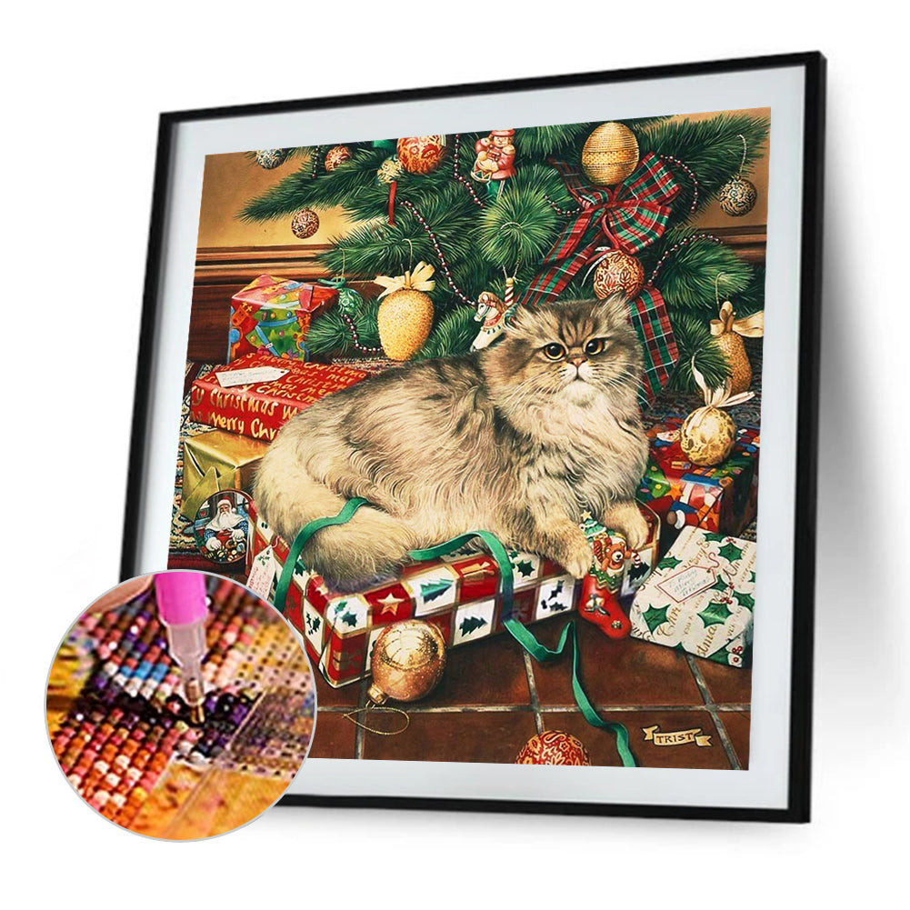 Persian Cat In Front Of The Christmas Tree 40*40CM(Canvas) Full Round Drill Diamond Painting