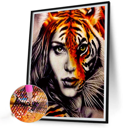 Tiger Beauty - Full Round Drill Diamond Painting 30*40CM