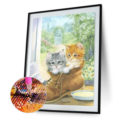 Two Kittens Hiding In Shoes - Full Round Drill Diamond Painting 30*40CM