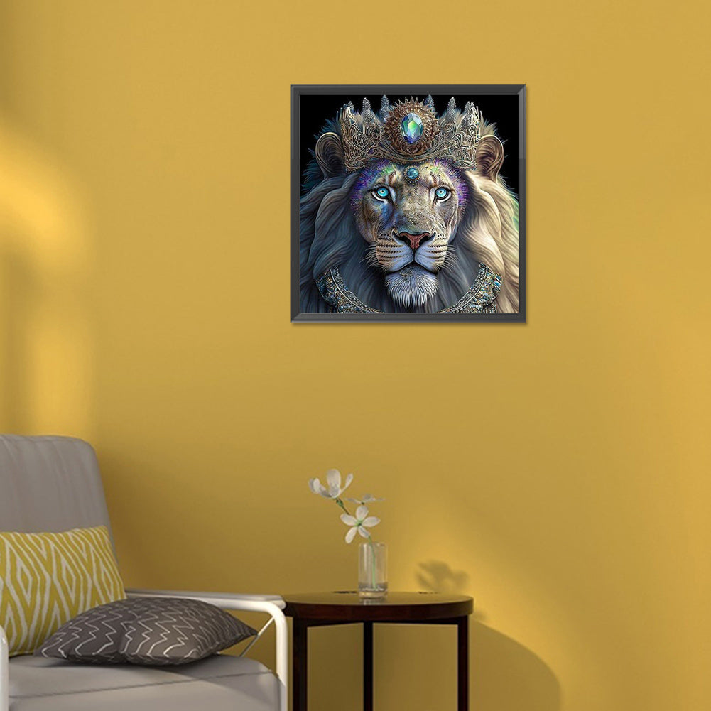 Crowned Lion - Full Round Drill Diamond Painting 30*30CM