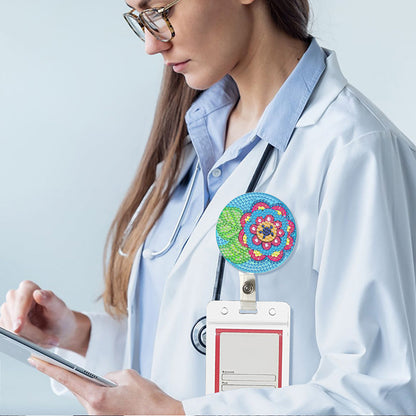 Cute Badge Clip Cartoon ID Card Holders Owl Badge Holder for Office Doctor Nurse