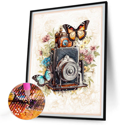 Butterfly And Camera - Full Round Drill Diamond Painting 30*40CM